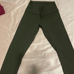 Lululemon Wunder Under Leggings